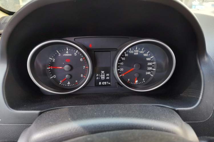 Used Haval H6 2011 2.0L Manual Two-Wheel Drive Elite Version