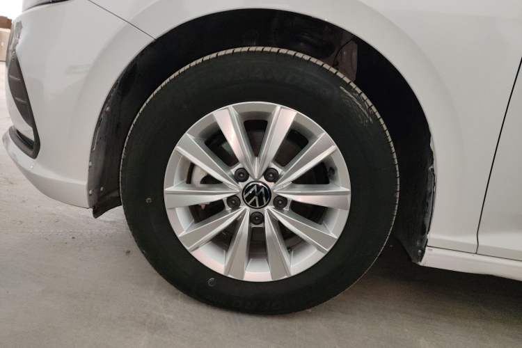 Used Volkswagen Lavida 2024 1.5L Automatic DeYi Edition Left Front Wheel Hub