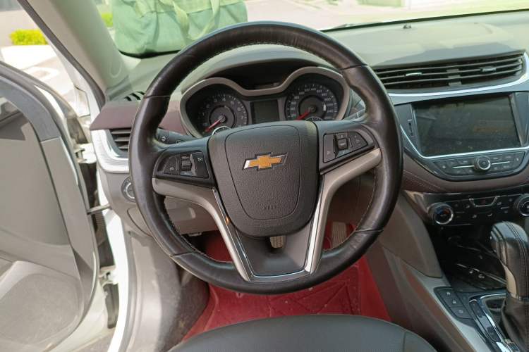 Used Chevrolet Malibu 2018 530T Automatic Luxury Edition Steering Wheel