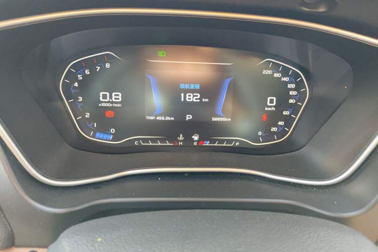 Used Geely Auto Vision X6 2018 1.4T CVT 4G Connected Flagship Edition
