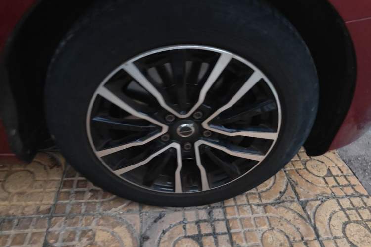 Used Volvo V40 2018 T3 Zhiyi Edition
