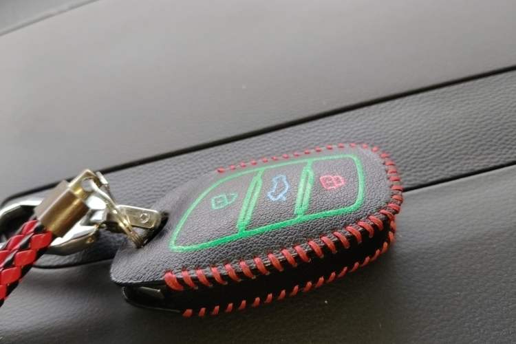 Used Roewe i5 2023 1.5L CVT Luxury Edition Vehicle Key