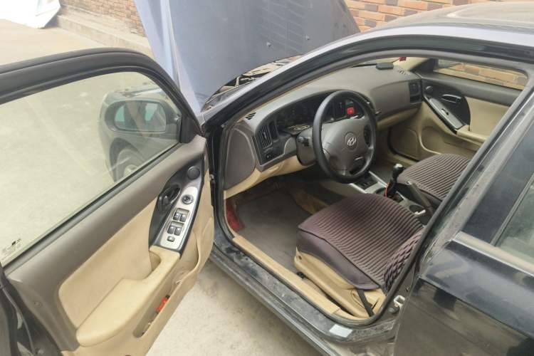 Used Hyundai Elantra 2011 1.6L Manual Comfort Version Driver Seat