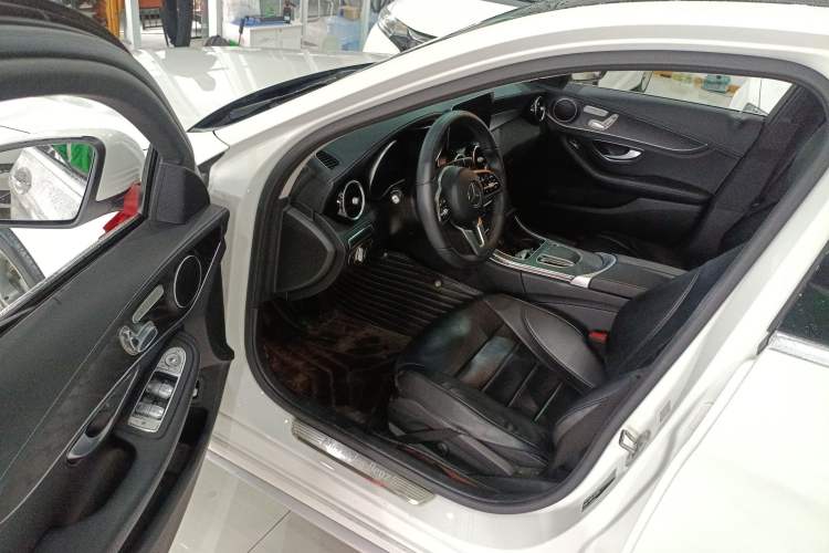 Used Mercedes-Benz C-Class 2019 Restyled C 260 L Sport Edition Driver Seat
