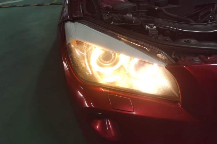 Used BMW X1 2012 xDrive20i Right Front Headlight