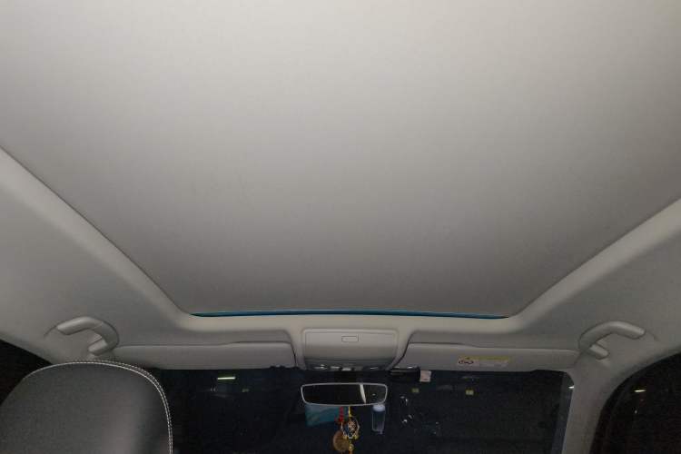 Used Volkswagen Tiguan L 2019 Revised 330TSI Automatic Two-Wheel Drive Smart & Luxury Edition China VI Standard
