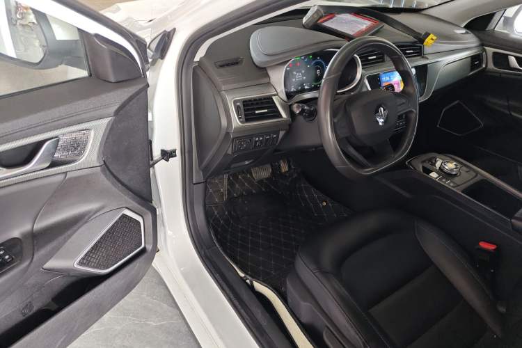 Used Livan Maple 60s 2022 Revised Edition Easy-Drive Version Lithium Iron Phosphate
