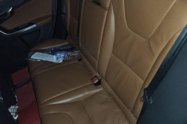 Used Volvo V60 2015 T5 Zhiya Edition