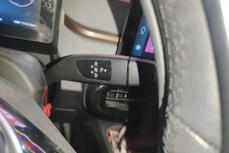 Used SOL E10X 2021 302 km Range Luxury Version 30.2 kWh