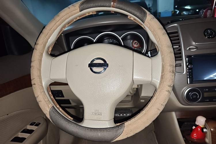 Used Nissan Sylphy 2009 1.6XL Automatic Luxury Sunroof Edition
