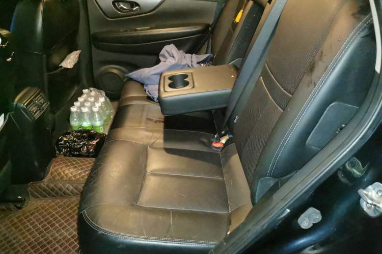 Used Nissan X-Trail 2014 2.0L CVT Comfort Edition 2WD Left Rear Seat