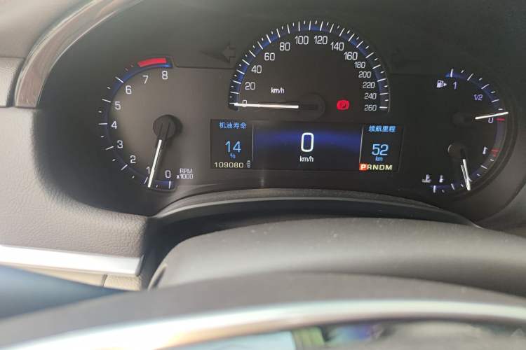 Used Cadillac XTS 2014 28T Elegant Version Odometer Close Up
