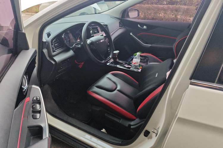 Used Venucia D60 2019 100 000 Honor 1.6L XL CVT Chenku Edition China VI Standard Driver Seat