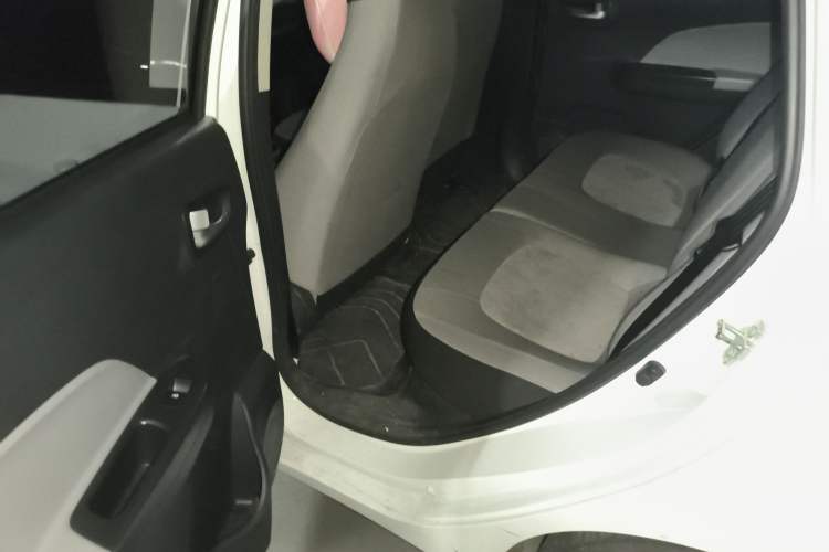 Used Oshan Benni E-Star 2021 National Edition Xin Yue Version (Fast-Charging Edition) Lithium Iron Phosphate (31.95 kWh)
