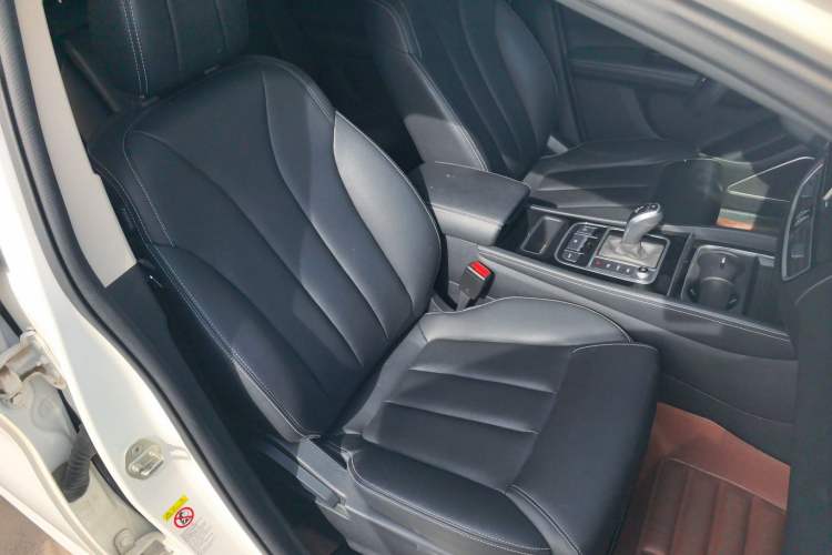 Used BYD Song MAX 2019 1.5T Automatic Smart Connect Ruiyi Sunroof Model 7 Seats China VI Standard
