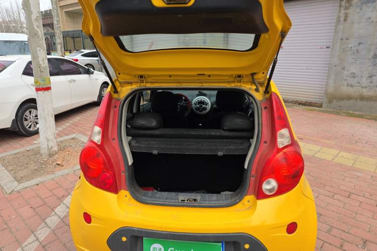 Used JAC Group Yueyue 2012 1.0L Luxury Model
