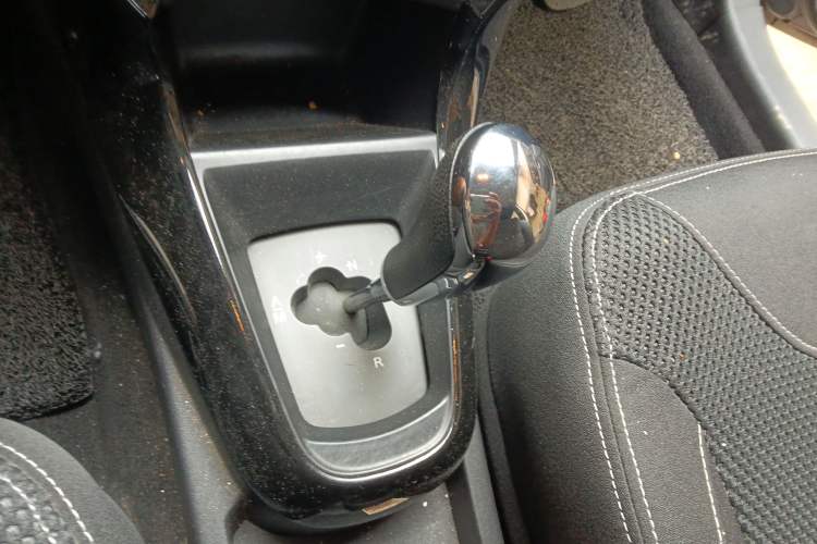 Used Brilliance H230 2012 1.5L AMT Elite Version