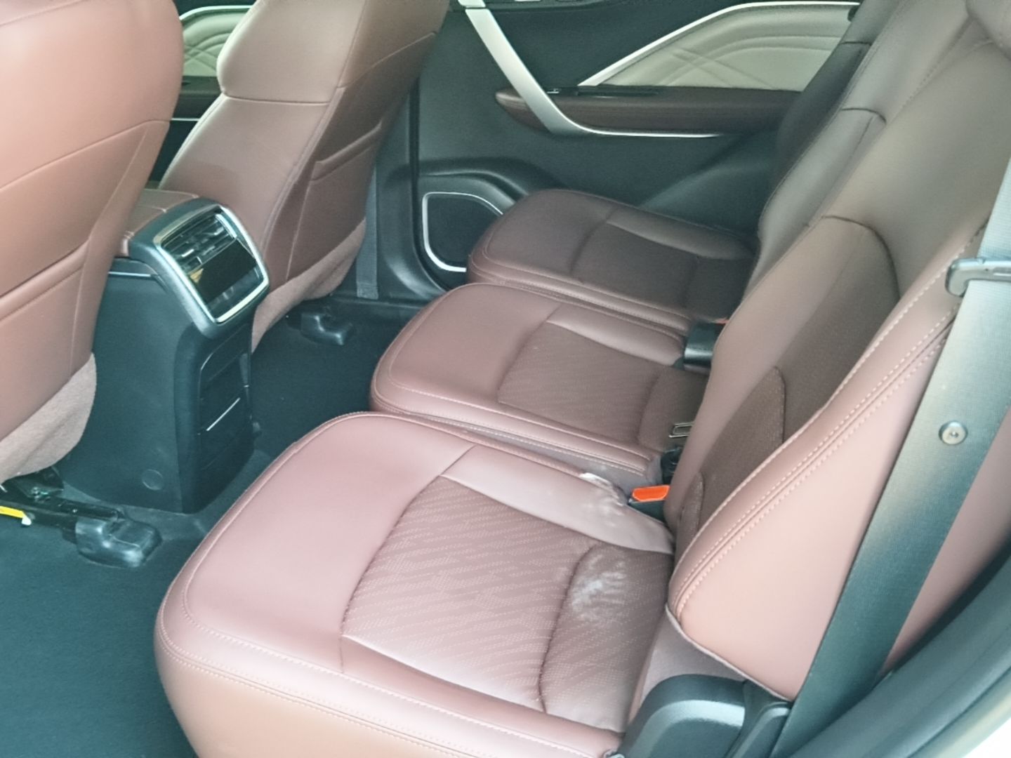 Geely Auto Jiajie 2022 1.8TD DCT Platinum Comfort Model — снимка 20