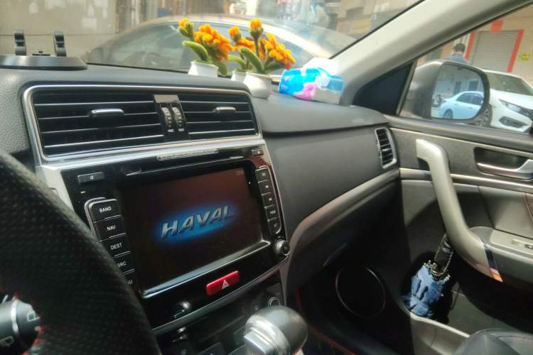 Used Haval M6 2017 1.5T Automatic Two-Wheel Drive Elite Model