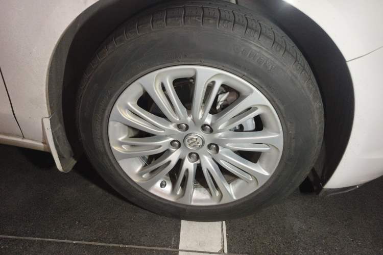 Used Buick LaCrosse 2016 30H Luxury Version
