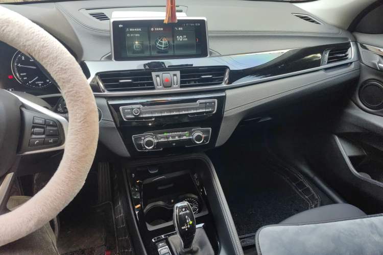 Used BMW X2 (Import) 2019 sDrive20i M Sport Package China VI Emission Standard
