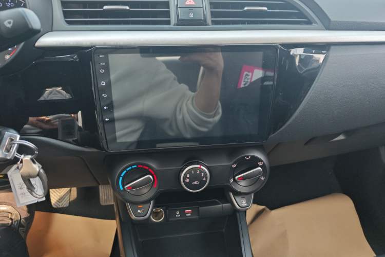 Used Kia K2 2017 Sedan 1.4L Manual Transmission GLS