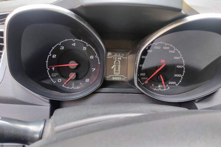 Used Chery Tiggo 5 2014 2.0L CVT Family Deluxe Edition
