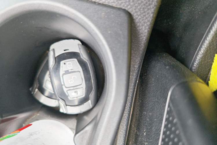 Used BYD Song 2016 GaiShi Edition 1.5TI Manual Elite Model
