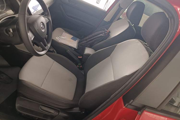 Used Skoda Fabia 2016 1.4L Automatic Car Enjoy Edition