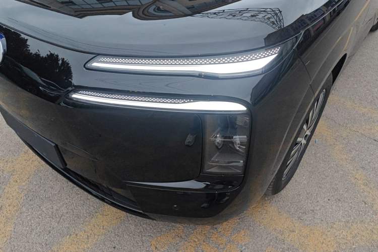 Used Denza N8L 2025 Model Zunrong Model Left Front Headlight