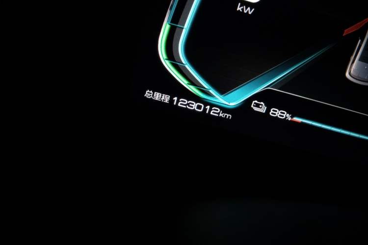 Used BYD e2 2021 Luxury Model Odometer Close Up