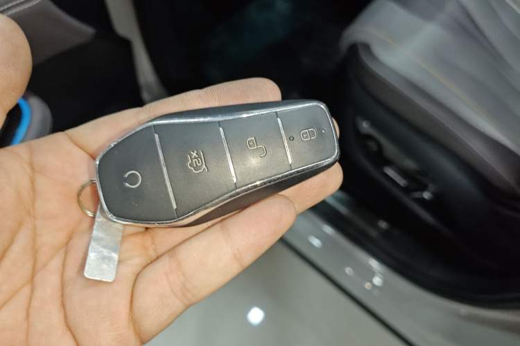 Used BYD Frigate 07 2023 DM-i 100KM Flagship Model