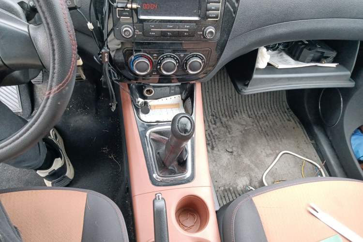 Used FORTHING Joyear X5 2015 1.6L Manual Luxury Model Gear Lever