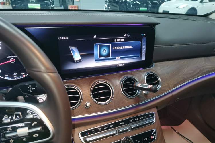 Used Mercedes-Benz E-Class 2020 Restyled E 300 L Exclusive Edition Audio And AC Panel