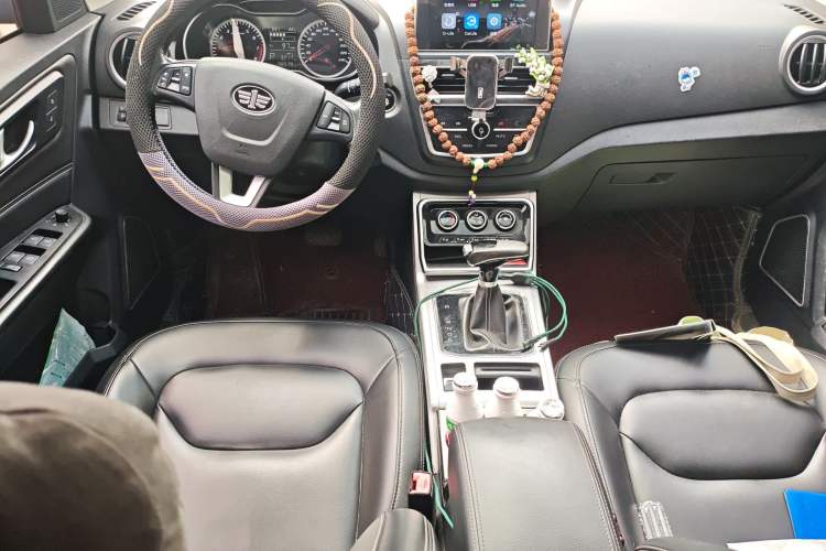 Used Bestune X40 2019 1.6L Automatic Luxury Edition China VI Audio And AC Panel