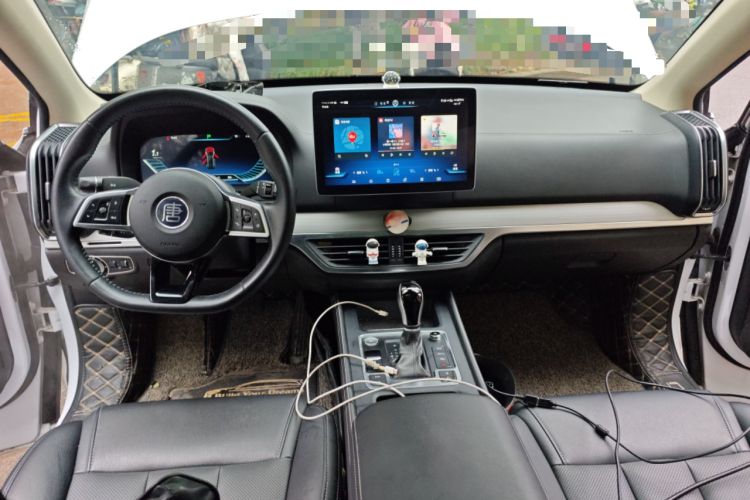 Used BYD Tang 2018 2.0T Automatic SmartConnect Prestige 7-Seater China V Standard