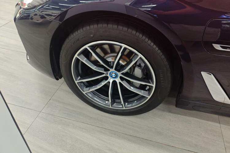 Used BMW 5 Series New Energy 2022 Second Facelift 535Le M Sport Package
