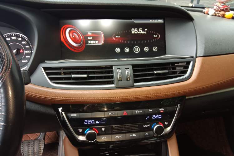 Used BORGWARD BX7 2016 28T 2WD Luxury Edition 7-seater
