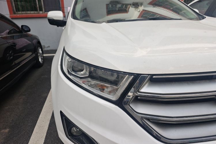 Used Ford Edge 2016 EcoBoost 245 Two-Wheel-Drive Titanium 5-Seater
