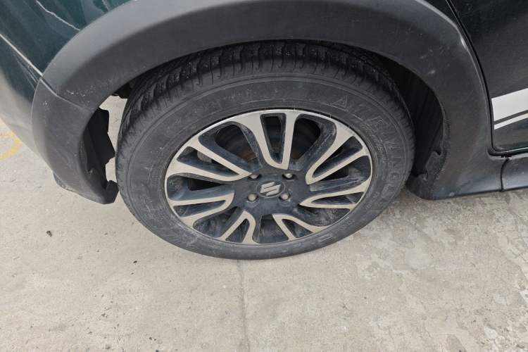 Used Suzuki Swift 2016 1.5L Automatic Fashionable Coolplay Edition
