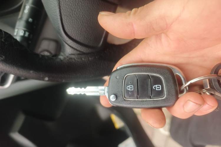 Used Hyundai Verna (older generation) 2017 1.4L Manual Refreshed Version China V Standard