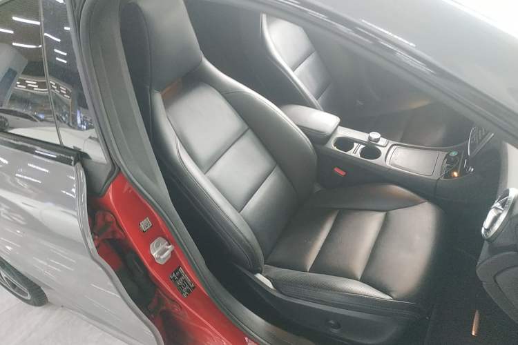 Used Mercedes-Benz CLA 2014 CLA 260 4MATIC Right Front Seat