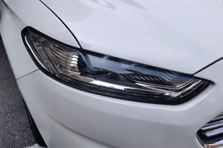 Used Ford Mondeo 2013 2.0L GTDi 200 Luxury Model
