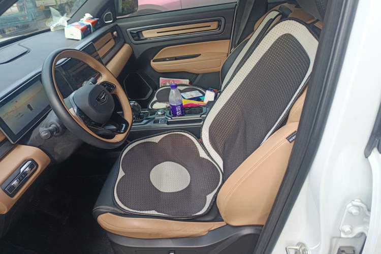 Used Geely Auto icon 2023 1.5TD Chocolate Smoothie Edition