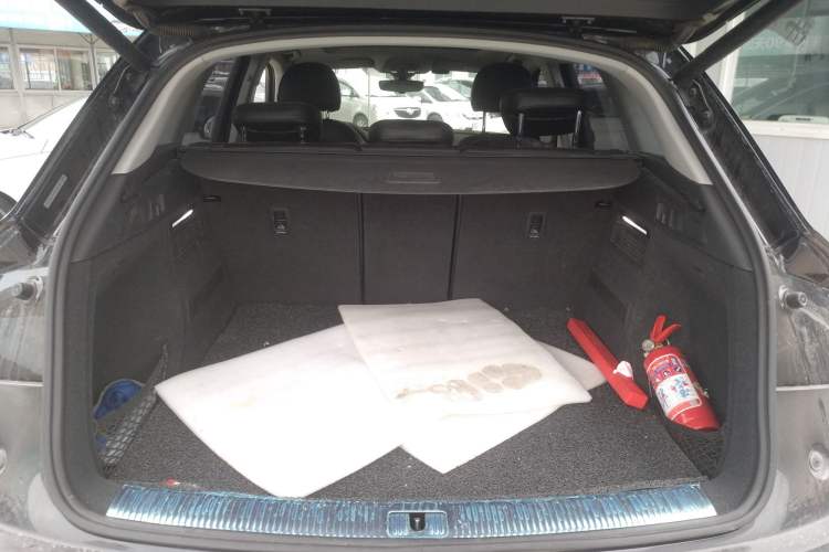 Used Audi Q5L 2018 40 TFSI Prestige Edition China VI Emission Standard
