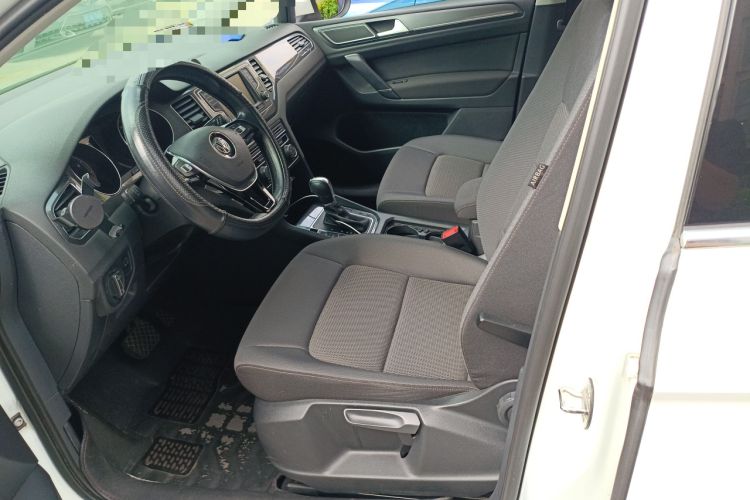 Used Volkswagen Golf Sportsvan 2016 230TSI Automatic Trend Edition Left Front Seat