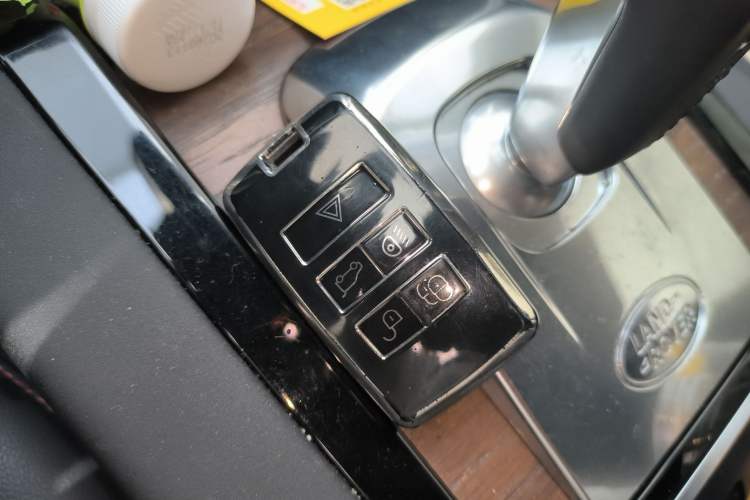 Used Land Rover Discovery Sport 2020 249 PS R-Dynamic Performance Edition Vehicle Key