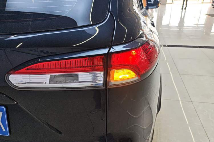 Used Toyota Corolla Cross 2023 2.0L Pioneer Edition Right Rear Taillight