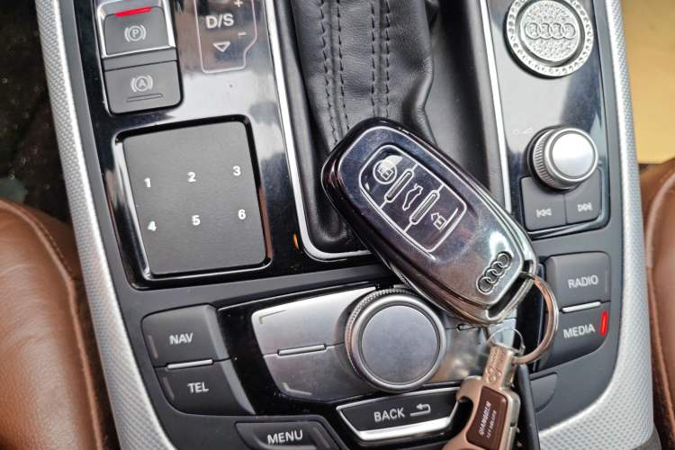 Used Audi A6L 2014 TFSI Comfort Model