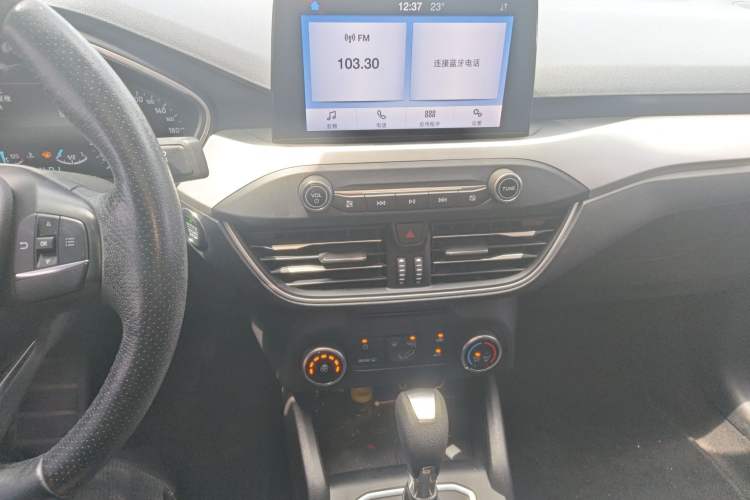 Used Ford Focus 2020 Sedan 1.5L Automatic Sharp Edition Audio And AC Panel